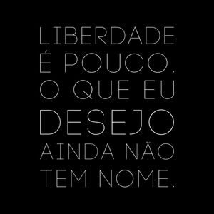 LIBERDADE É POUCO QUADRADO BLACK