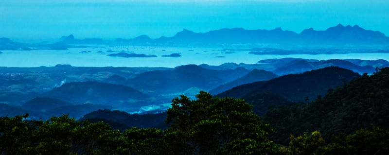 MONTANHAS DO RIO 1