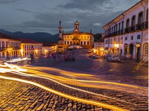 PRAÇA TIRADENTES