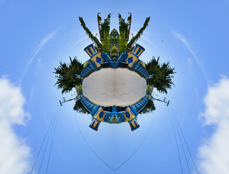 MÁSCARA ABSTRATA