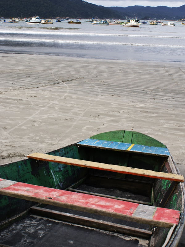 BARCO NA AREIA [COLOR]