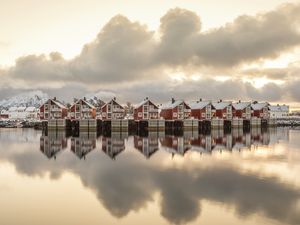 CASAS NO MAR