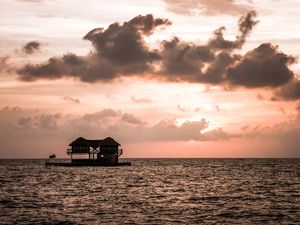 CASA NA AGUA
