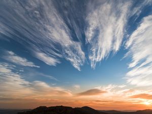 HEART CLOUDS