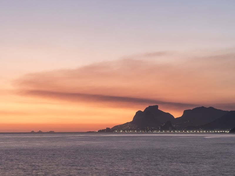 PÔR DO SOL DA PRAIA DE PIRATININGA