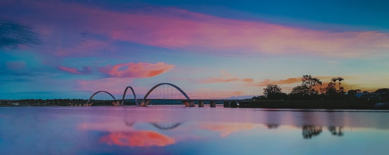 PONTE JK AO AMANHECER