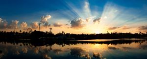 POR DO SOL NA PAMPULHA