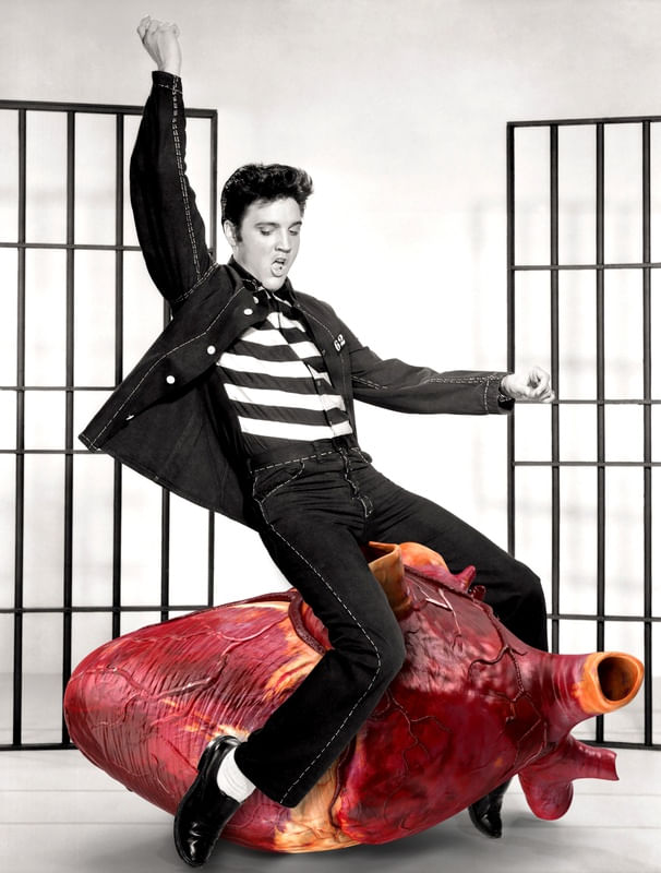 ELVIS E OS CORAÇÕES