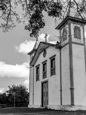ANTIGA IGREJA MINEIRA