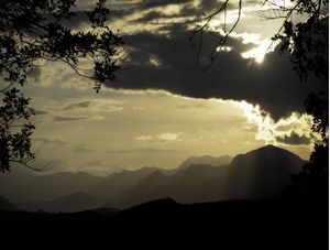 POR DO SOL NA SERRA DA BOCAINA