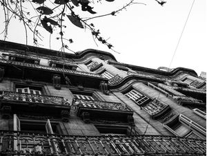 FOTOGRAFIA URBANA DE BUENOS AIRES EM PRETO E BRANCO