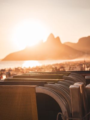 CADEIRAS EM IPANEMA
