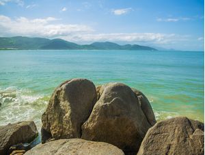 PRAIA DE ROCHAS II