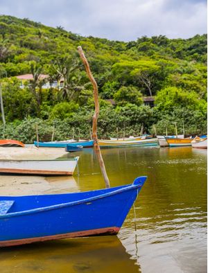 BARCOS À BEIRA RIO II