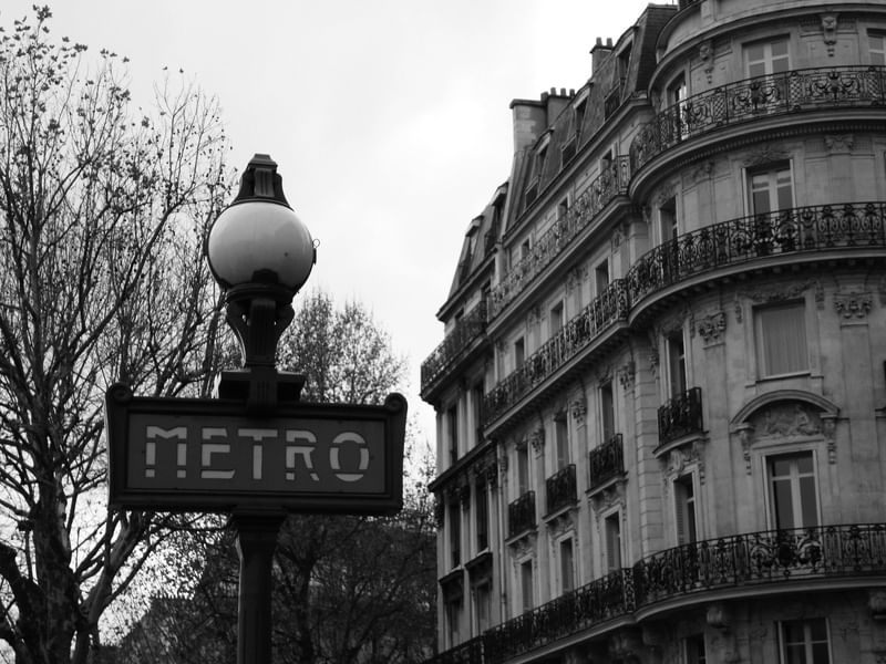 METRO IN PARIS