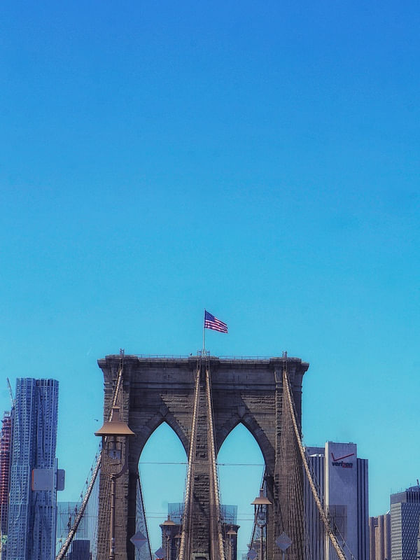 BROOKLYN BRIDGE SKY