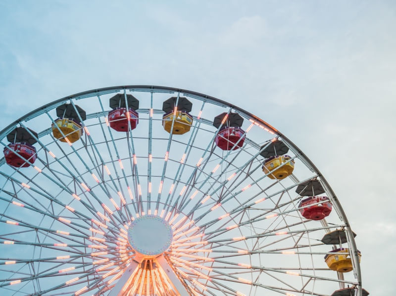 PARQUE DE DIVERSÕES SANTA MONICA