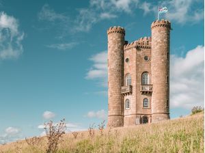 TORRE DE BROADWAY (PAISAGEM)