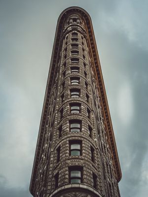 FLATIRON ISOLADO