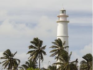 FAROL DE M�E LUIZA