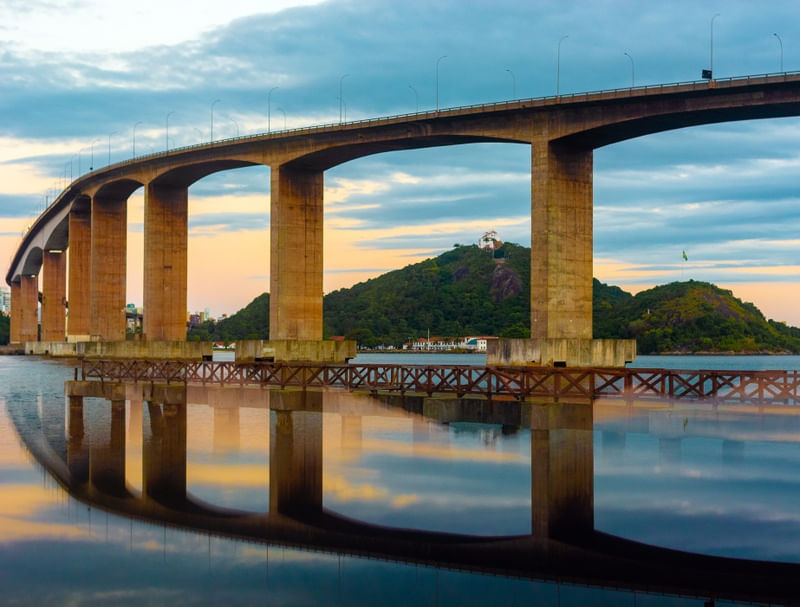 PONTE ESPELHADA