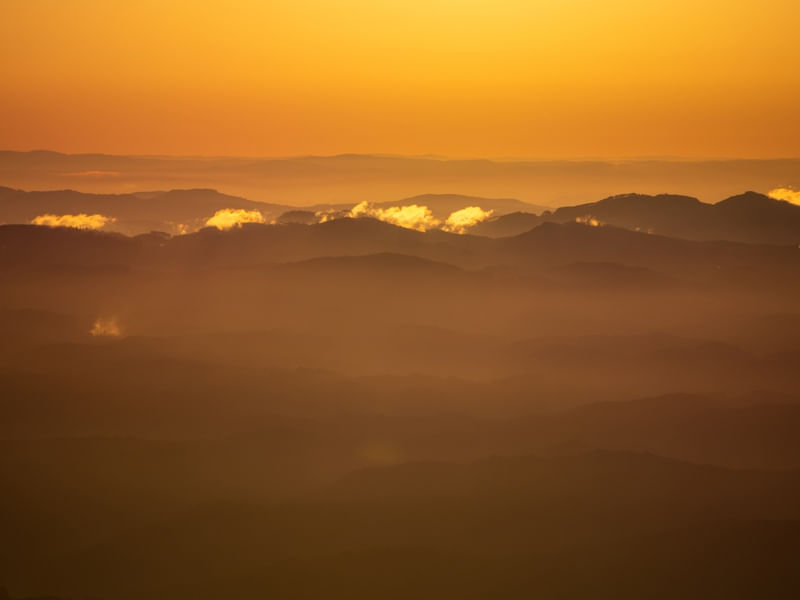 MOUNTAIN SUNSET LL