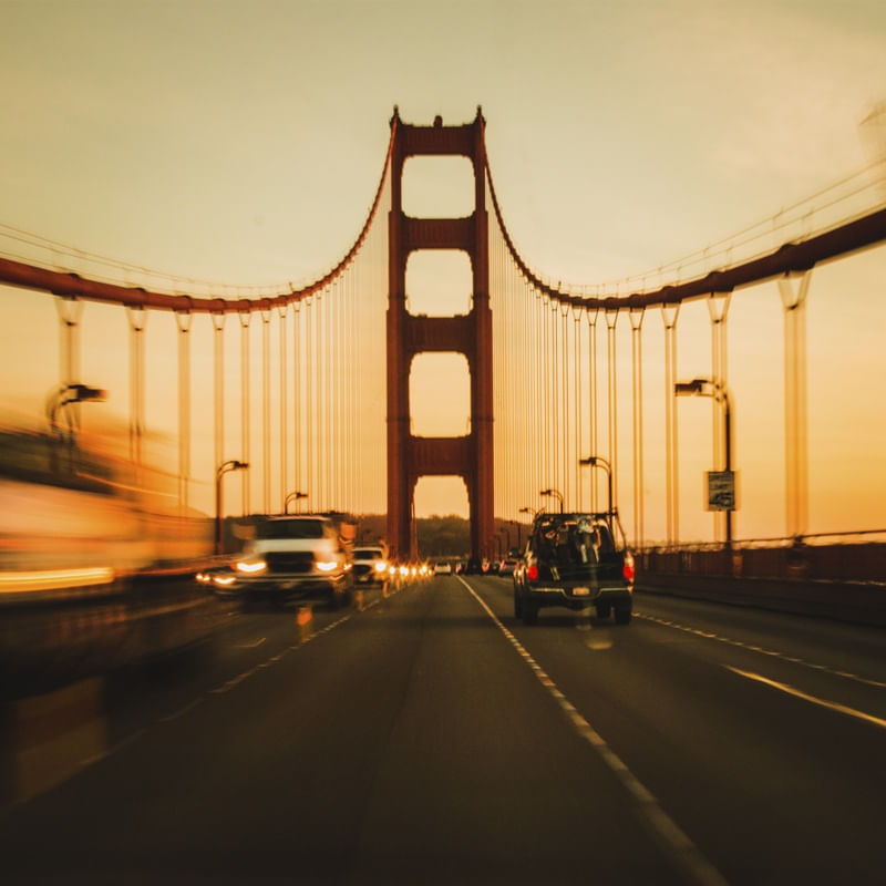 GOLDEN GATE GOLDEN HOUR