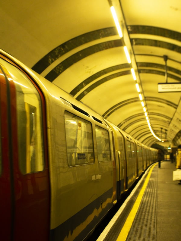 METRÔ EM PARIS