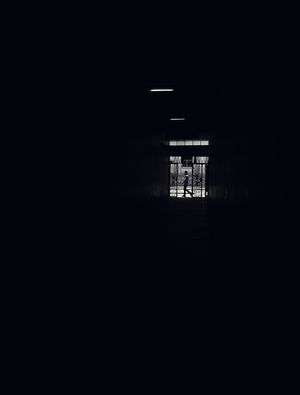 HÁ LUZ