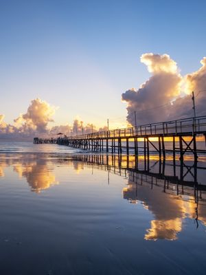 O PIER E O AMANHECER