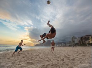 VOANDO NO RIO