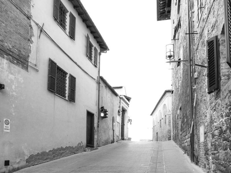 VIA ITALIA