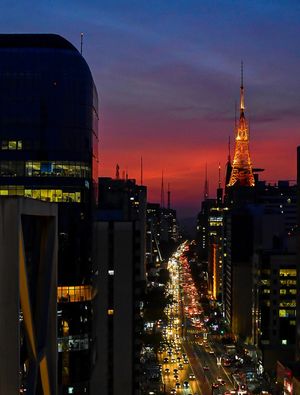 PÔR DO SOL NA PAULISTA