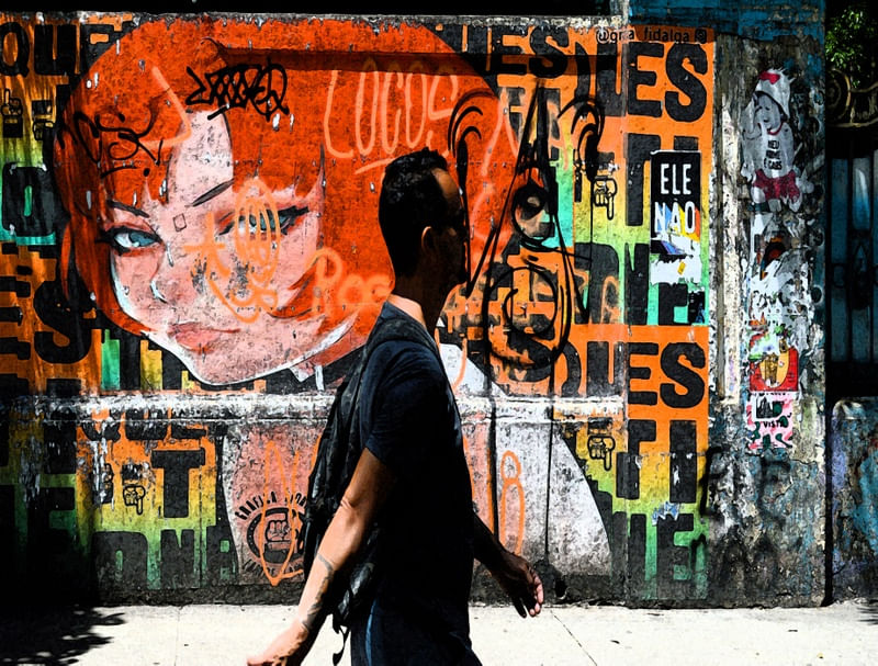 GRAFITTI COM HOMEM