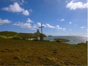 PICO DE NORONHA AO FUNDO