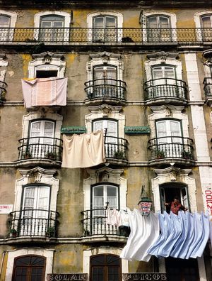 FACHADA DA PENSÃO EM LISBOA