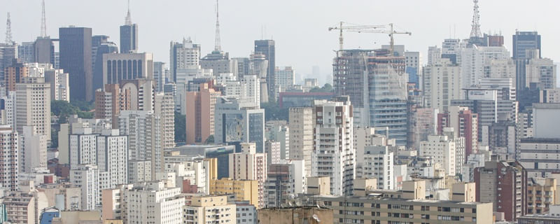 CENTRO DE SÃO PAULO COM MASP DISTANTE