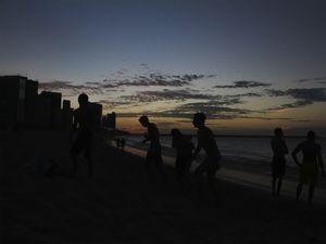 IRACEMA FEELINGS 005