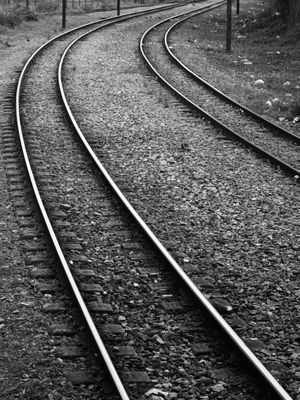 CAMINHO DE FERRO
