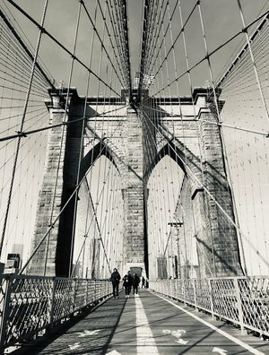 BROOKLYN BRIDGE POR THAI STEFFENS