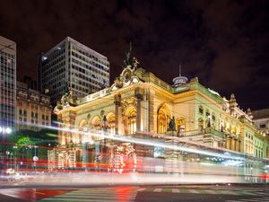 NOITE NO TEATRO MUNICIPAL DE SÃO PAULO
