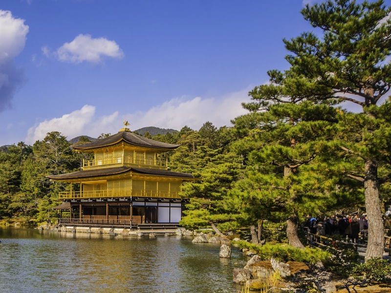 PAVILHÃO DOURADO E O LAGO III