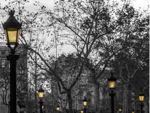 LUZES NA RUA