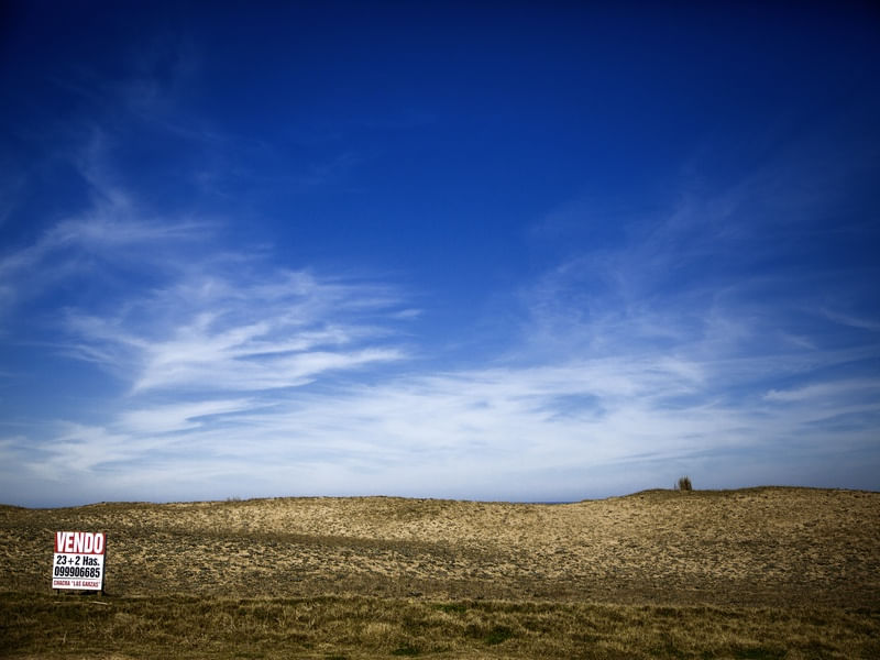 NATUREZA À VENDA