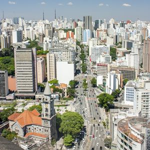 CONSOLAÇÃO EM DIA ENSOLARADO - QUADRADA