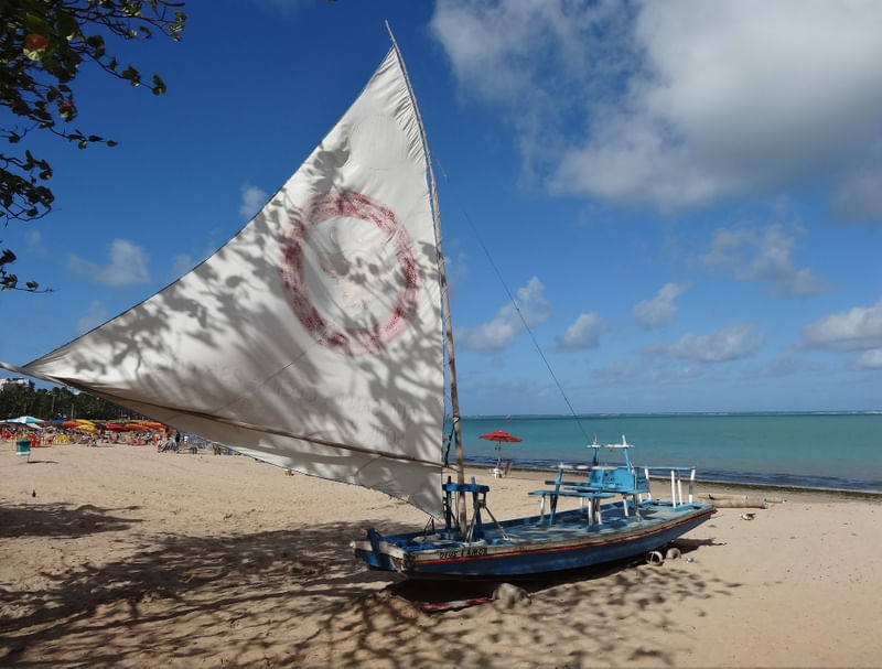 A JANGADA E O MAR DE MACEIÓ