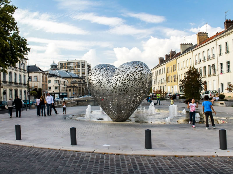 A AMÁVEL CIDADE DE TROYES FRANÇA