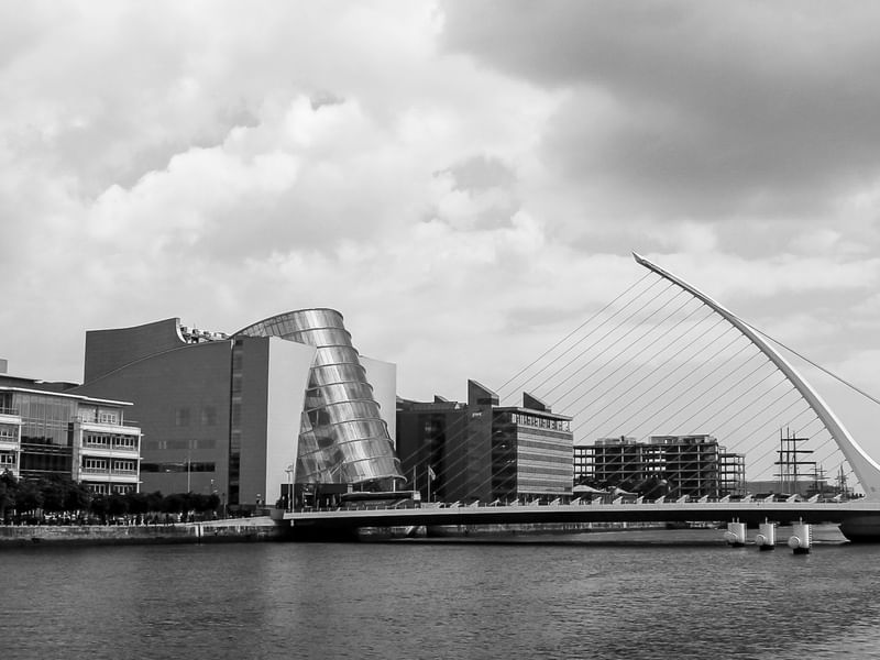 ARQUITETURA EM DUBLIN DOCKLANDS