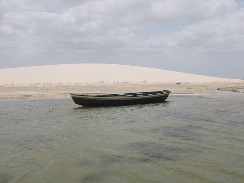 CANOA ESTACIONADA