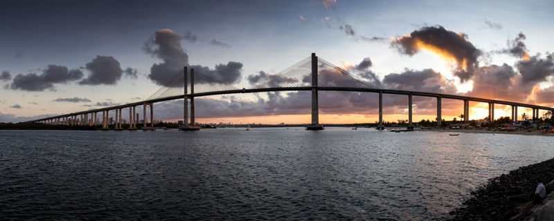 POR DO SOL NA PONTE NEWTON NAVARRO NATAL RN
